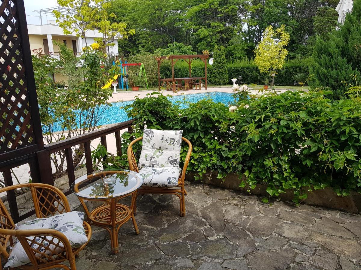 Aparthouse Paradise Bay * Sozopol