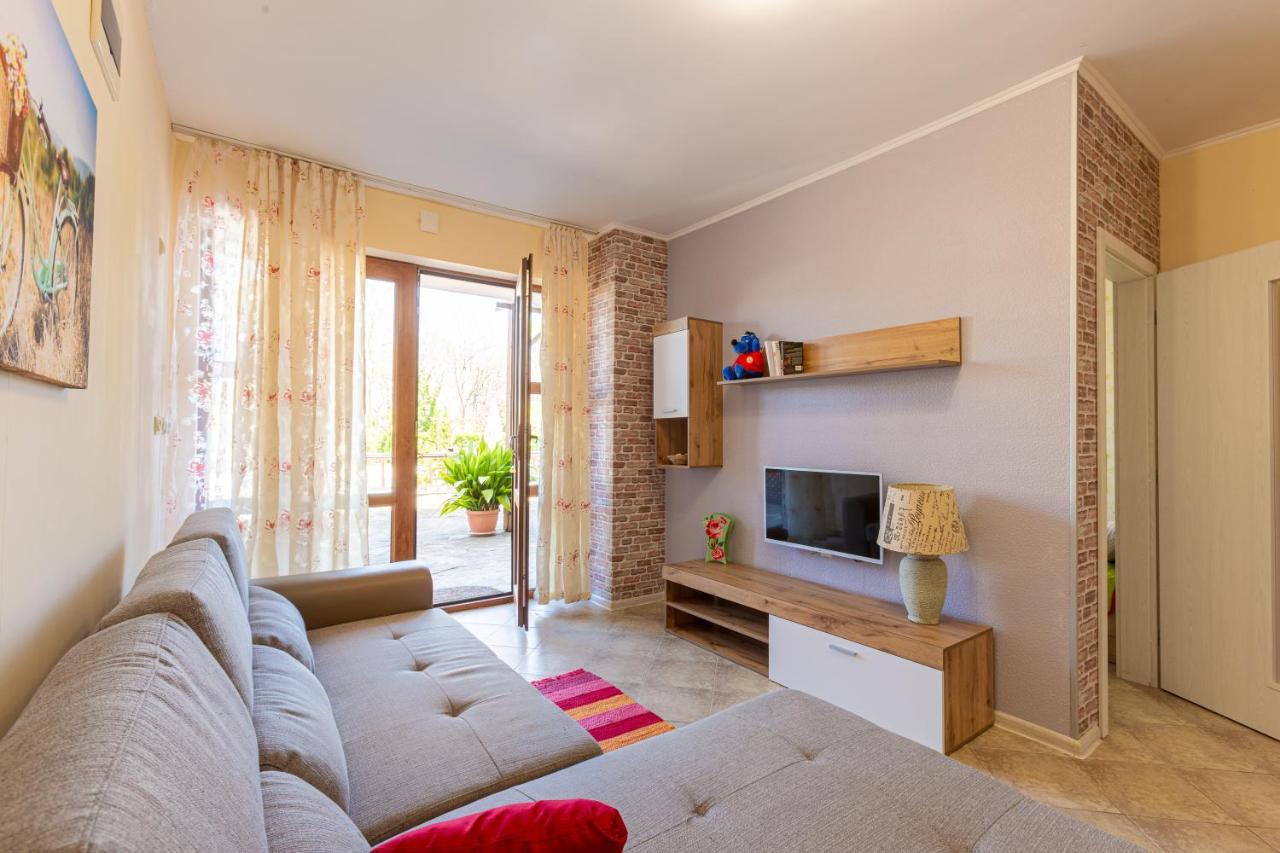 Aparthouse Paradise Bay Apartament Sozopol